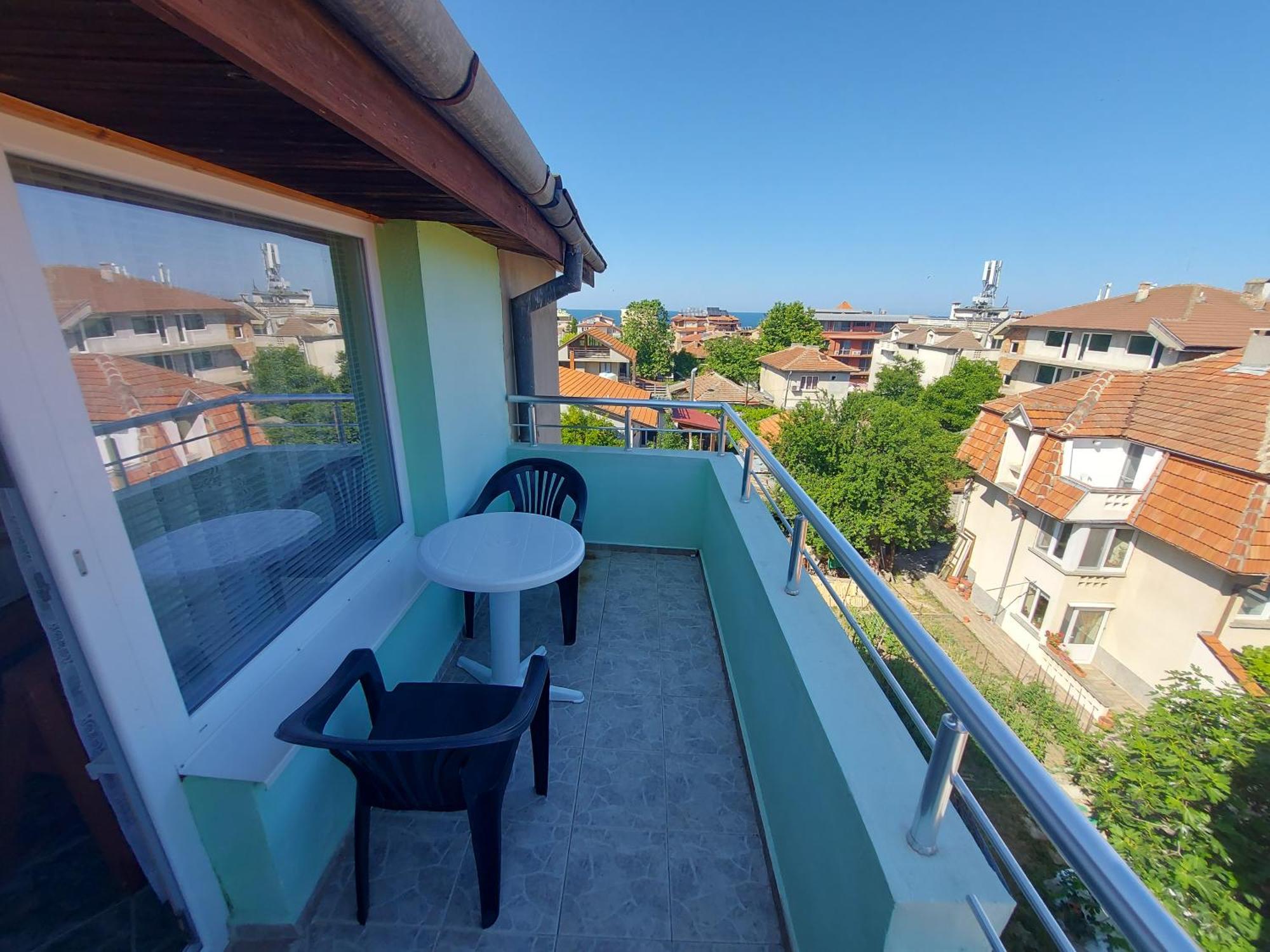 Guest House Nikolovi Lozenec Exteriér fotografie